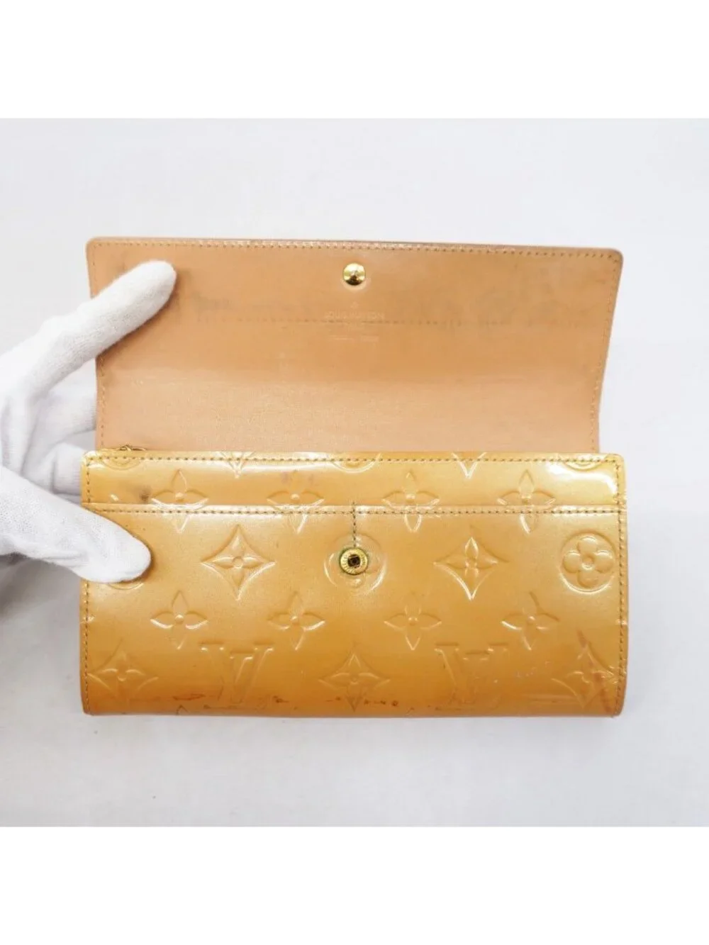 Louis Vuitton Wallet Vernis Pochette Porte-Monnaie Cles Noisette